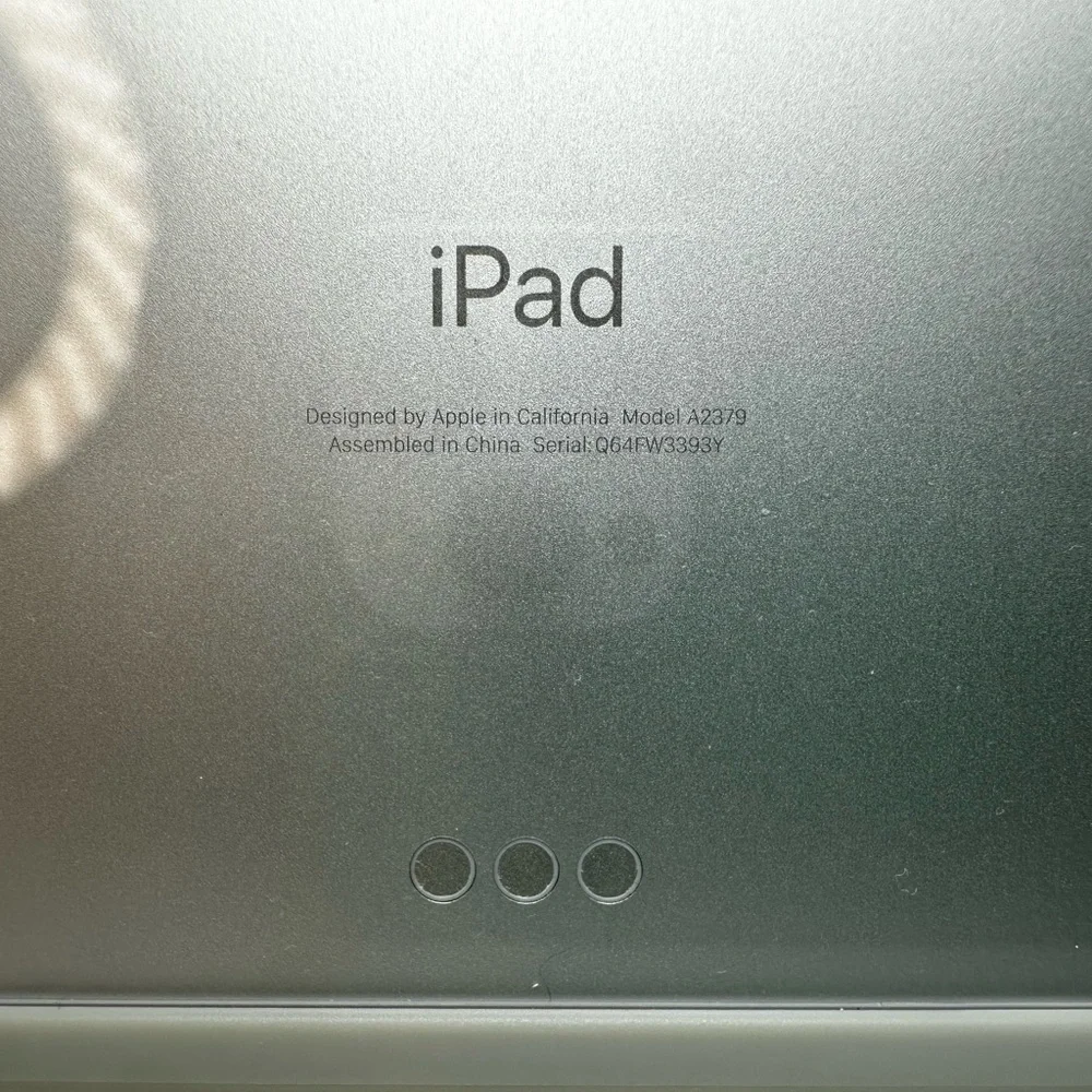 iPad Pro 12.9 5th Generation with Apple Pencil Wi-fi & Cellular